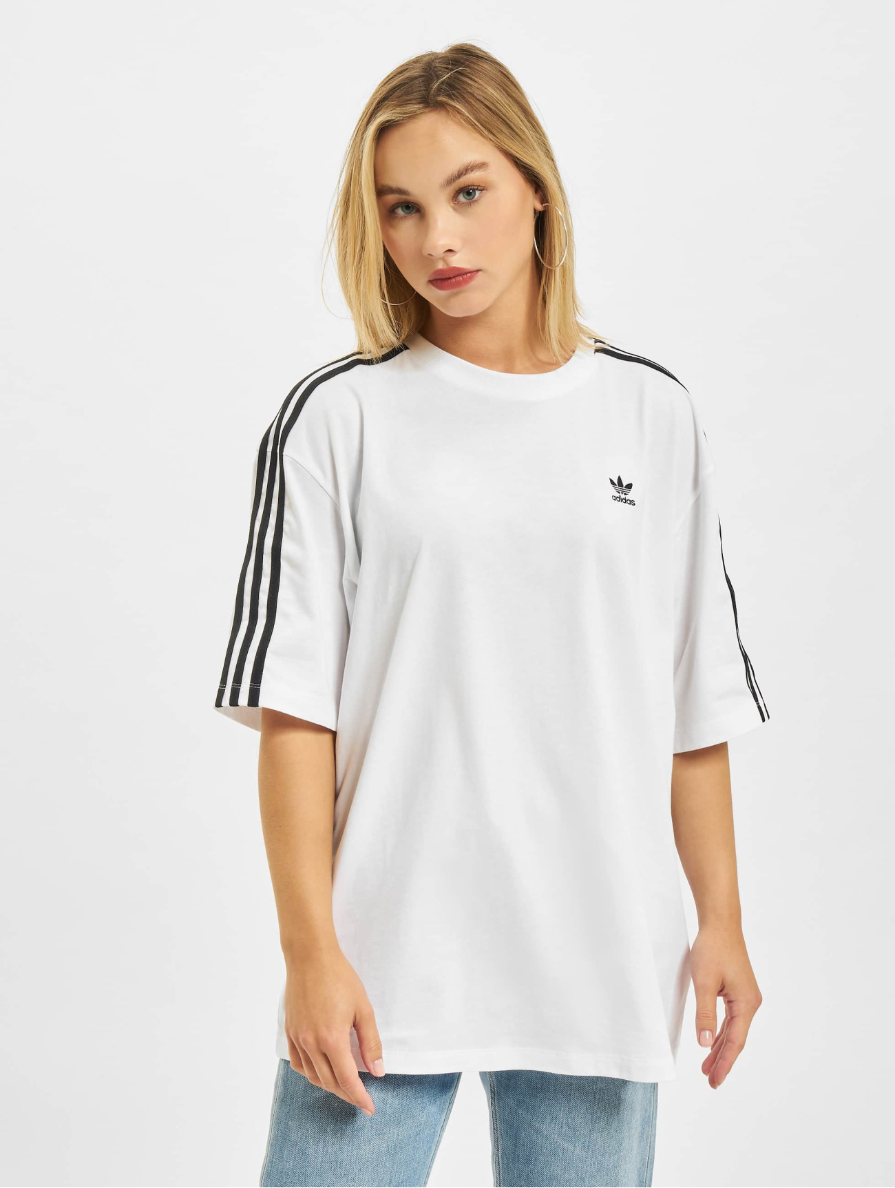 Футболка Oversized adidas женская