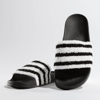 adidas schoen / Slipper/Sandaal Adilette in zwart