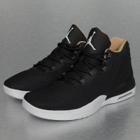 Jordan schoen / sneaker Academy in zwart