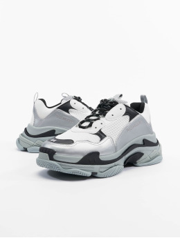 Balenciaga Sneakers Triple S grey