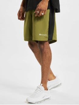 Champion Shorts Performance  grün