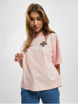 New Balance T-Shirt Athletics 70s Run Graphic New pink