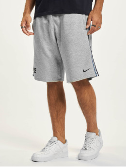 Nike Shorts Repeat Ft  grå