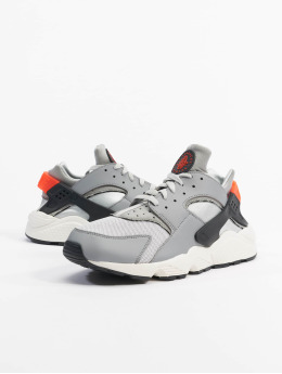 Nike Männer Sneaker Air Huarache in grau