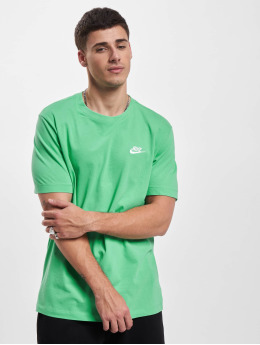 Nike T-Shirt Club  grün