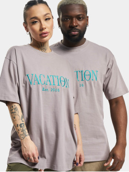 On Vacation T-Shirt Classic Logo beige
