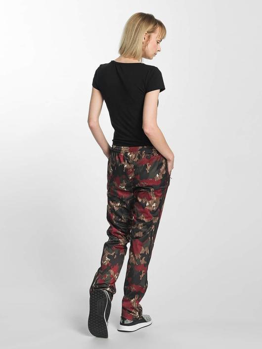 34+  Listen von Adidas Camouflage Damen! Maybe you would like to learn more about one of these?