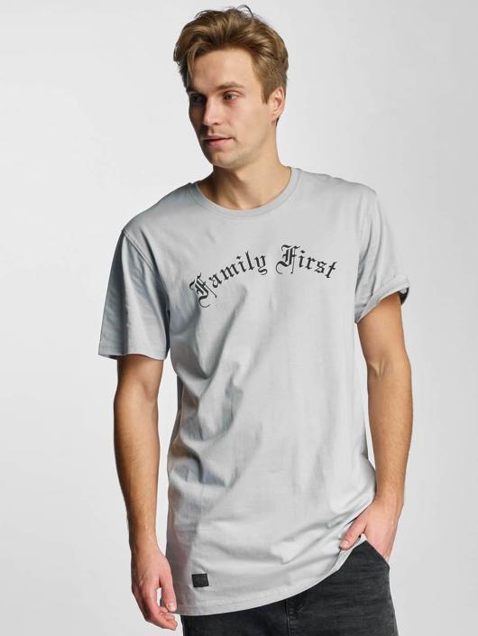 Cayler & Sons T-Shirt Family First grey