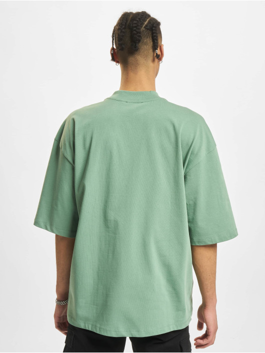 2Y Premium T-Shirt Levi grün