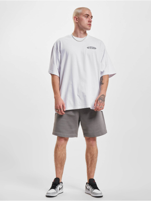 2Y Studios T-paidat Introspect Oversize valkoinen