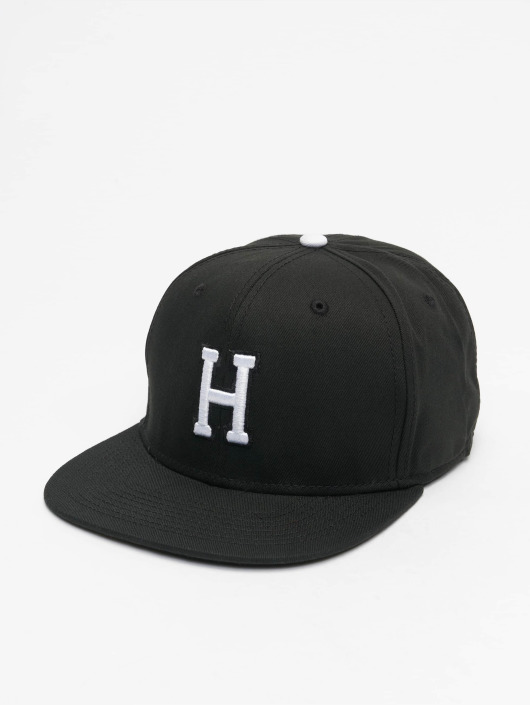 MSTRDS Snapback Cap H Letter schwarz