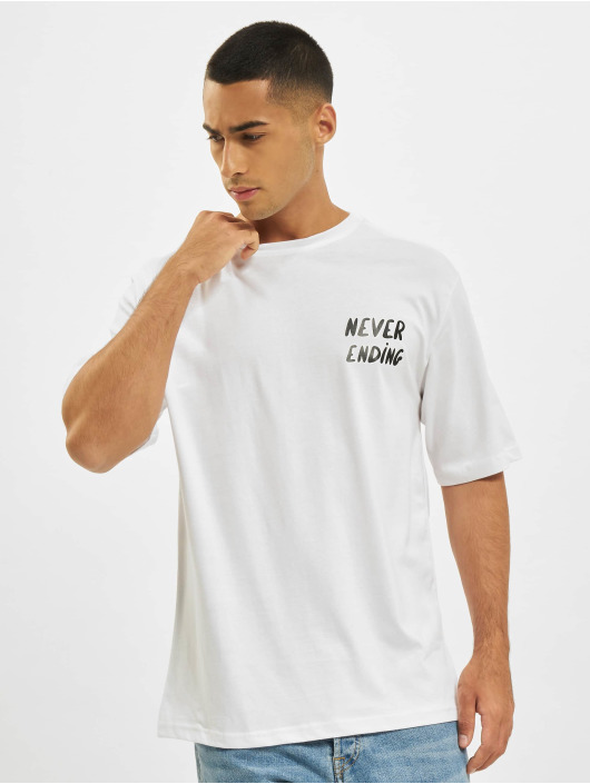 Aarhon T-shirts Never Ending hvid