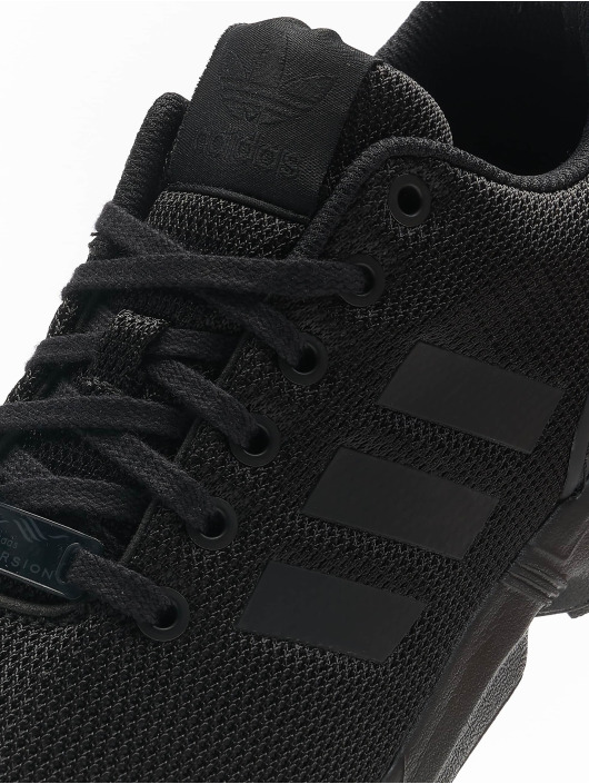 zx flux triple black