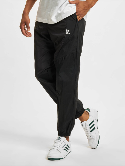 adidas Originals Herren Jogginghose BLD FP Woven in schwarz