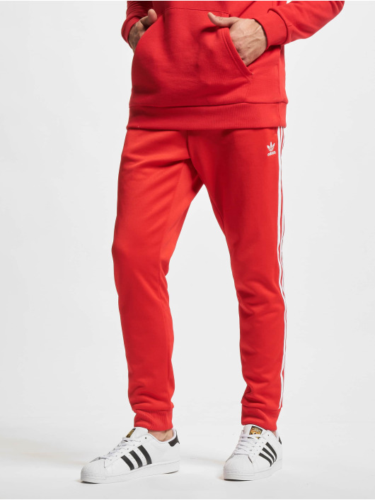 adidas Originals Pantalón / Pantalón deportivo Originals SST en rojo 872517