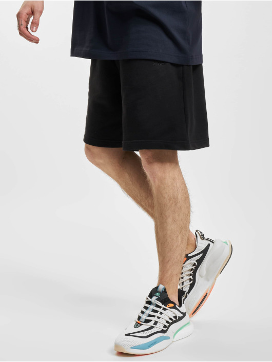 adidas Originals Herren Shorts All in schwarz