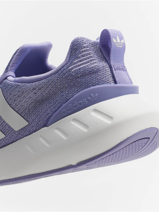 adidas Originals Sneakers Swift Run 22 lila