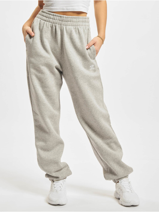 adidas Originals Sweat Pant adicolor Essentials Fleece grey