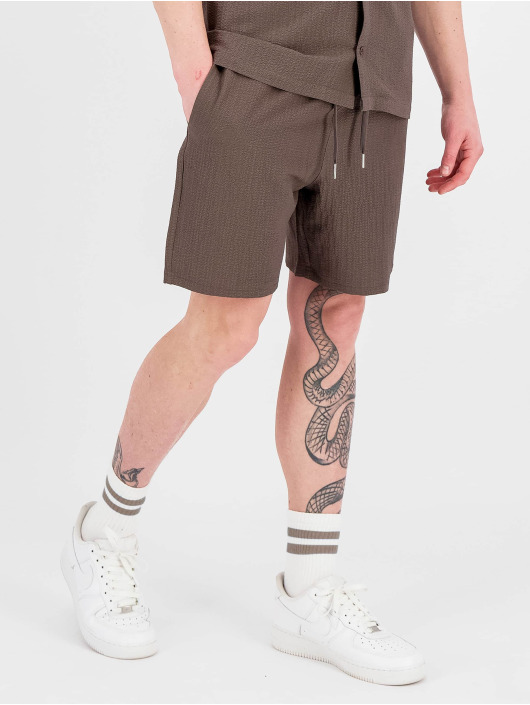 Black Bananas Shortsit Monte Carlo ruskea