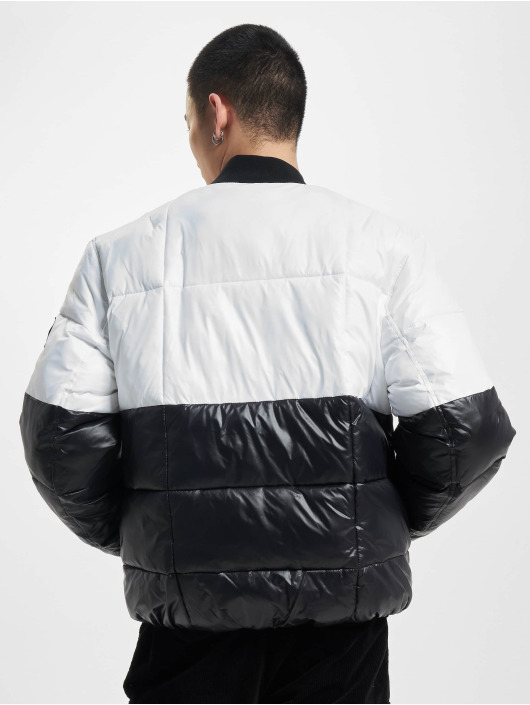 Calvin Klein Jacket / Bomber jacket Blocking Puffer in black 973033