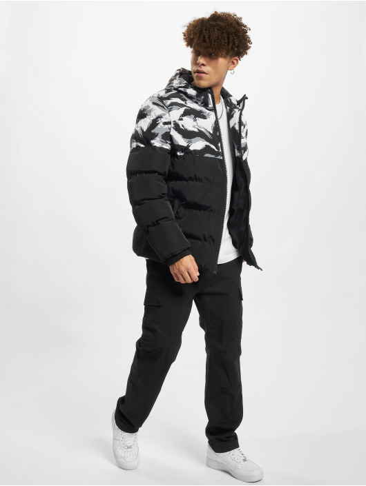 Cayler & Sons Puffer Jacket Statement Brushcamo Yoke black