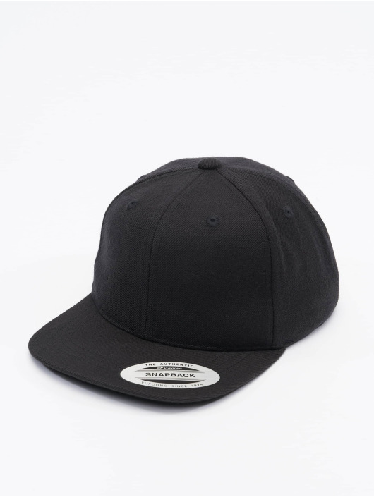 Flexfit Snapback Cap Classic in schwarz