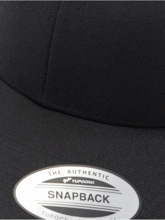 Flexfit Snapback Caps Premium Curved Visor svart