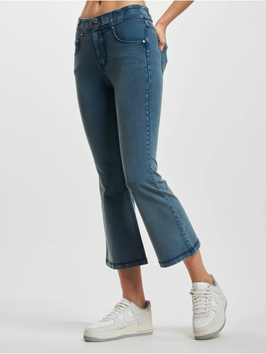 Freddy Bootcut Jeans N.O.W. Mittlerer Taillenbund 7/8 Flared Denim Effekt modrý
