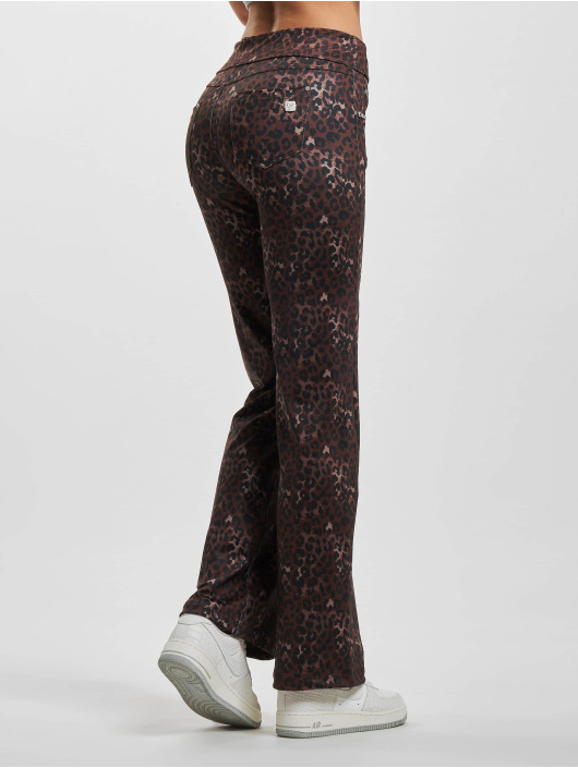 Freddy Jean Bootcut N.O.W. Yoga Tech Umschlagbarer Taillenbund Comfort Hose Mid Waist Wide Leg brun