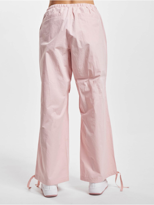 Karl Kani Chinot/Kangashousut Small Signature Parachute roosa