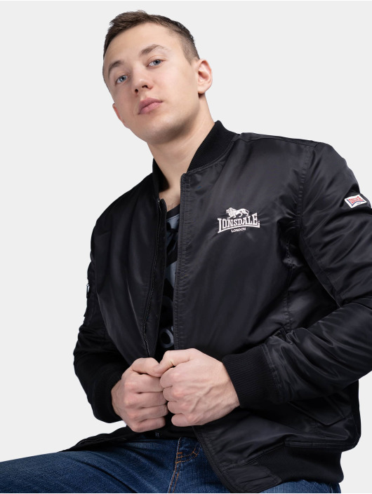 Lonsdale London Chaqueta de entretiempo Tern Hill negro