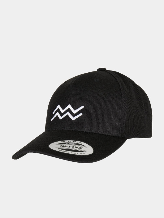 Mister Tee Casquette Snapback & Strapback Zodiac Yp Classics 5-Panel Premium Curved Visor noir