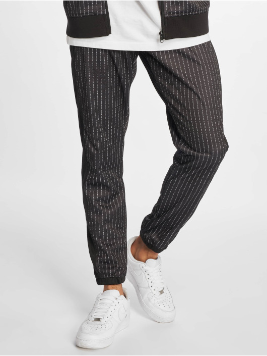 Mister Tee Herren Jogginghose Fuckyou in schwarz