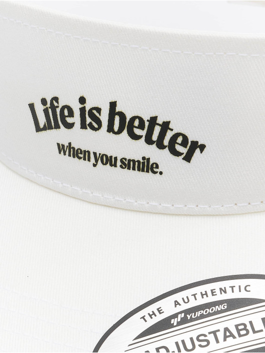 Mister Tee Snapback Caps Life Is Better Visor bialy