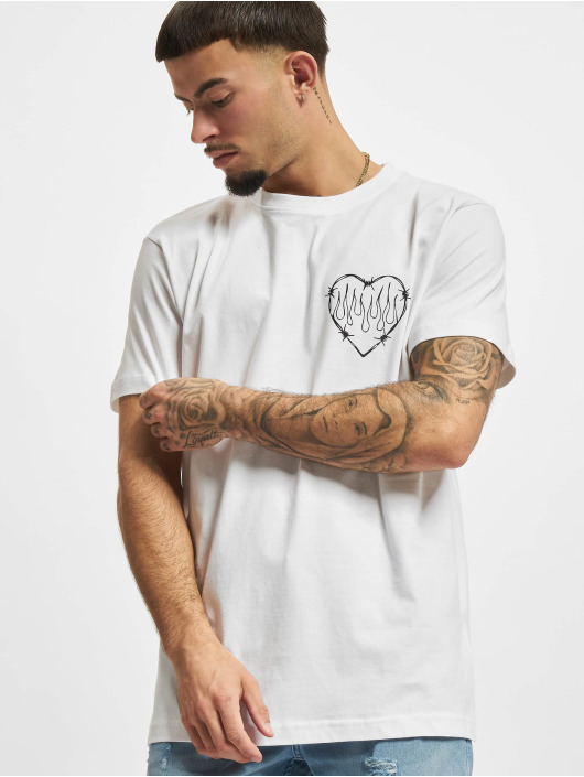 Mister Tee T-Shirt Burning Hearts blanc