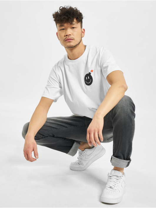 Mister Tee T-Shirt Smiley Bomb weiß