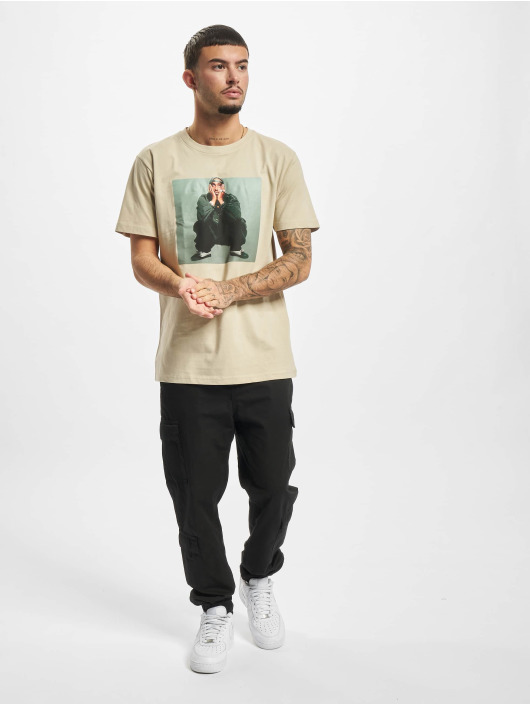 Mister Tee T-skjorter Tupac Sitting Pose beige
