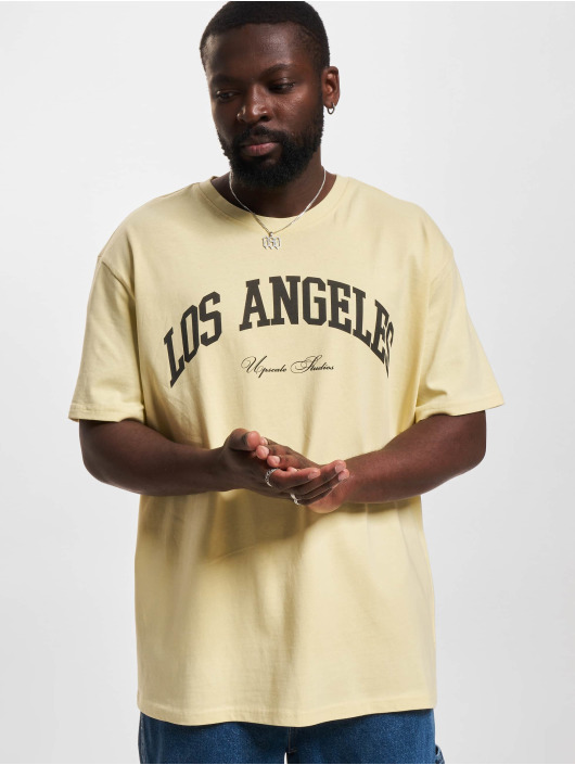 Mister Tee Upscale T-paidat L.A. College Oversize keltainen