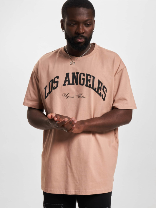 Mister Tee Upscale t-shirt L.A. College Oversize bruin