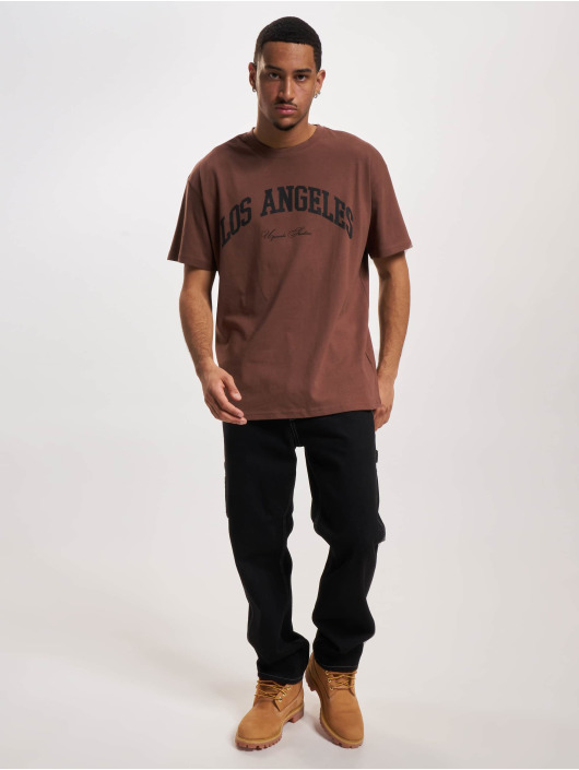 Mister Tee Upscale t-shirt L.A. College Oversize bruin