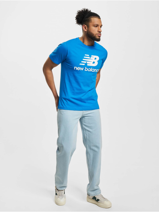 New Balance Camiseta Essentials Stacked Logo azul