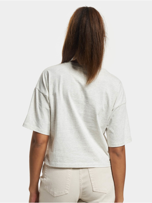 New Balance Camiseta Essentials Field Day Boxy gris