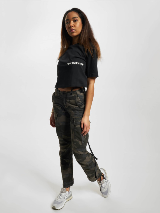 New Balance Camiseta Essentials Graphic negro