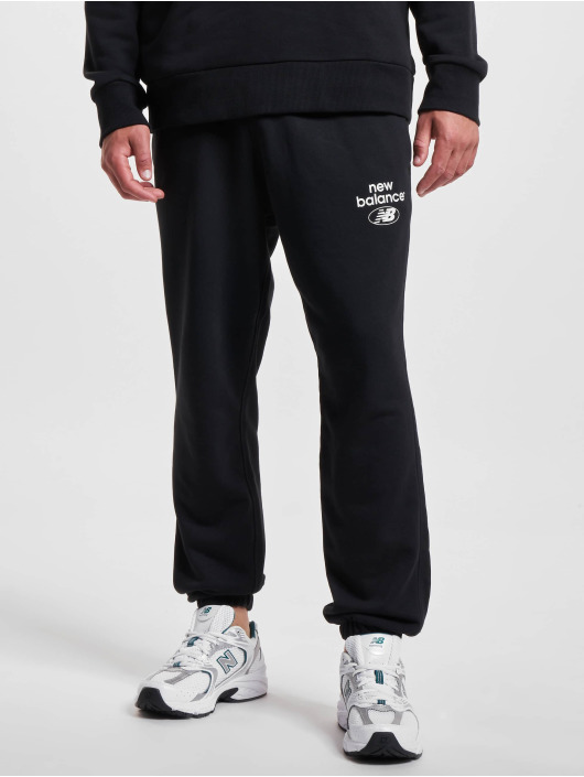 New Balance Jogging kalhoty Essentials čern