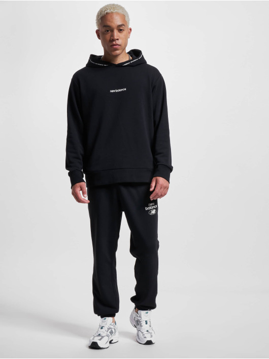 New Balance Jogging kalhoty Essentials čern