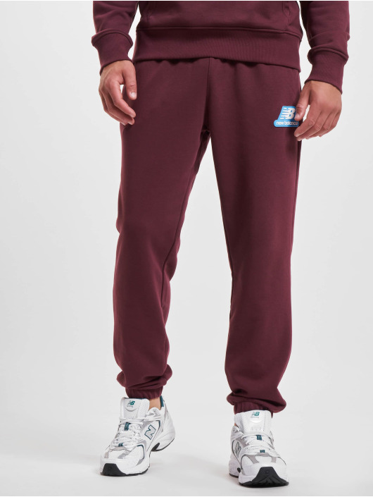 New Balance joggingbroek Essentials Stacked Rubber Pack rood