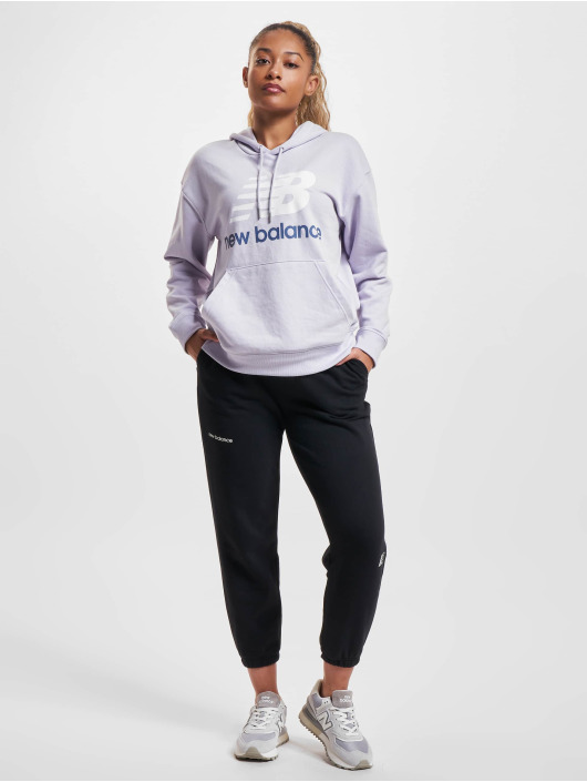 New Balance Joggingbyxor Essentials svart