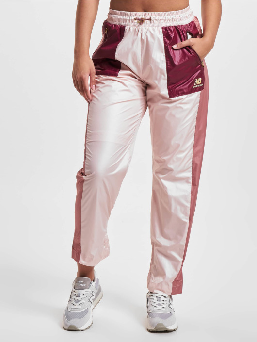 New Balance Pantalon chino Athletics Higher Learning New rose
