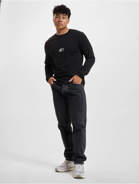 New Balance Pitkähihaiset paidat Essentials Seasonal musta