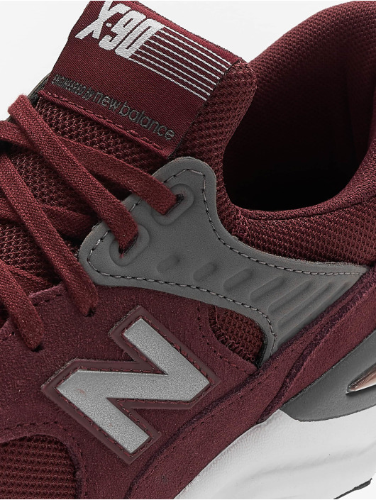 new balance donkerrood